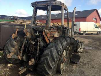 salg af Massey Ferguson 8240 tractor