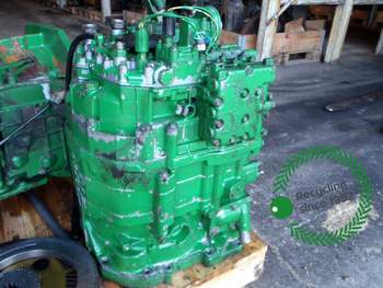 John Deere 6320  Transmission