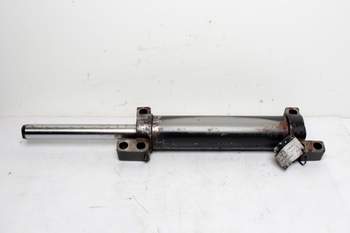 salg af Lamborghini R6 VRT  Front axle steering cylinder