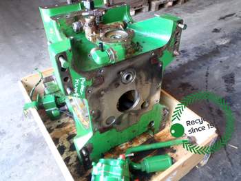 John Deere 7710  Rear Transmission