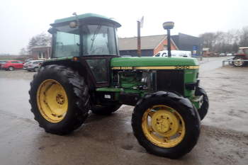 salg af John Deere 3050 traktor