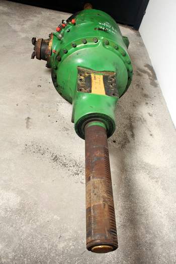 salg af John Deere 9560 R  Front Axle