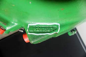 salg af Framaxlar John Deere 9560 R 