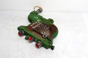 salg af John Deere 9560 R  Remote control valve