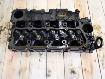 salg af Hydrema 906 C  Cylinder head