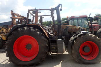 salg af Fendt 820 Vario traktor