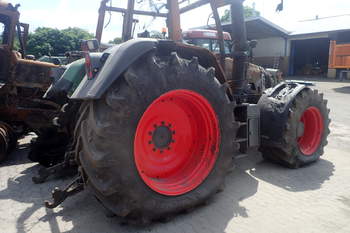 salg af Fendt 820 Vario traktor