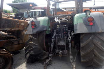 salg af Fendt 820 Vario traktor