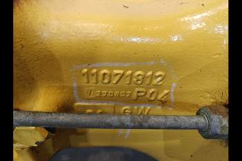 salg af Adskilt Foraksel Volvo L90 F
