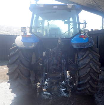 salg af New Holland TM155 tractor