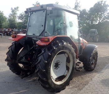 salg af Massey Ferguson 4225 traktor