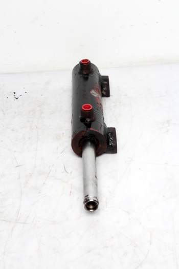 salg af Massey Ferguson 4225  Front axle steering cylinder