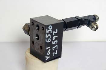 salg af Valtra 6550  Remote control valve