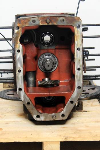 salg af New Holland TM155  Rear Transmission