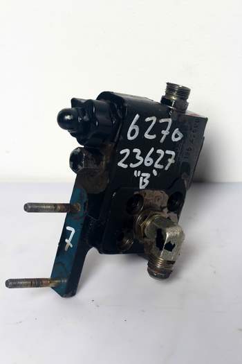 salg af Massey Ferguson 6270  Remote control valve