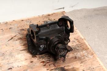 salg af Vorderachsdifferential Massey Ferguson 6270 