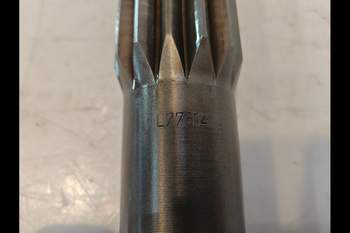 salg af John Deere 6230 LEFT Rear axle sun  shaft