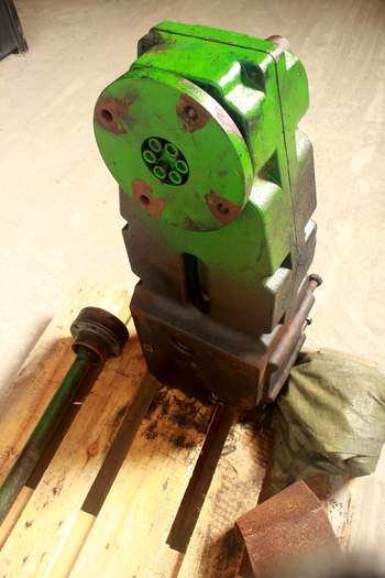 salg af John Deere 7230 R  Front PTO