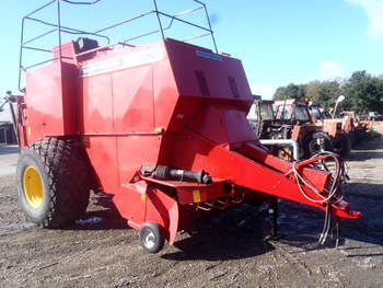 salg af Pressar Massey Ferguson LB190 