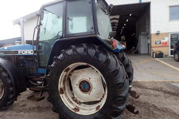 salg af Ford 8240 traktor