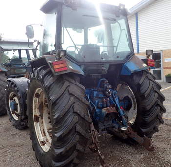 salg af Ford 8240 traktor