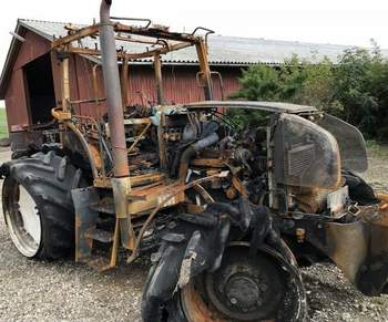 salg af Renault Ares 630 tractor