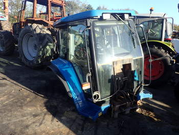 salg af New Holland 8870 traktor