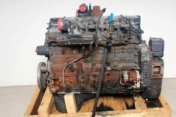 salg af Motor New Holland E265 B