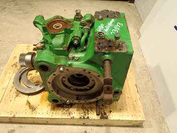 salg af John Deere 6420  Rear Transmission