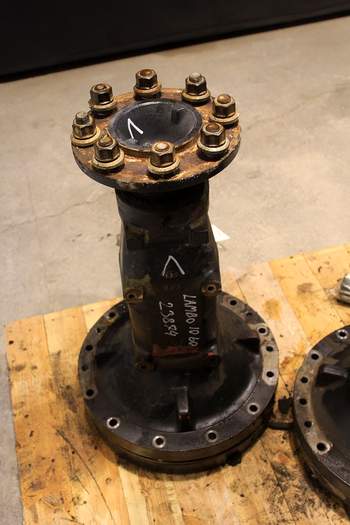 salg af Lamborghini 1060 LEFT Rear Half Axle