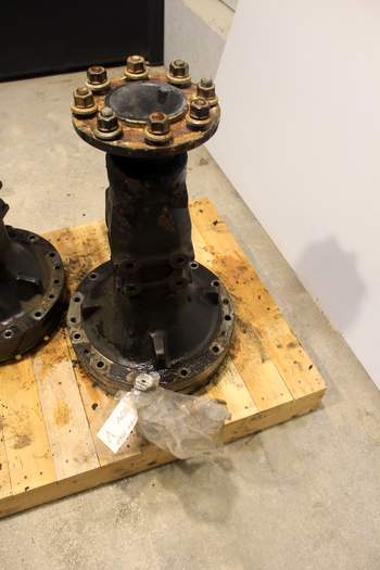 salg af Lamborghini 1060 LEFT Rear Half Axle