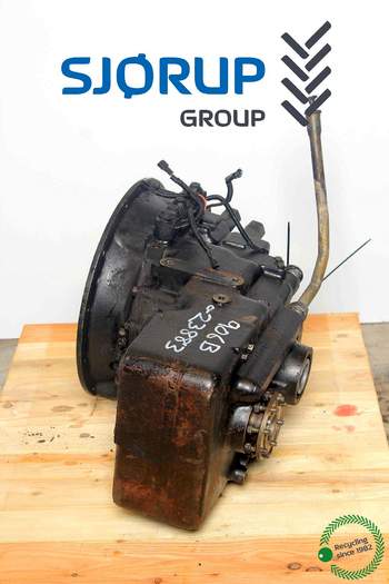 Hydrema 906 B  Transmission