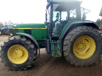 salg af John Deere 6910 traktor