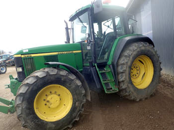 salg af John Deere 6910 traktor