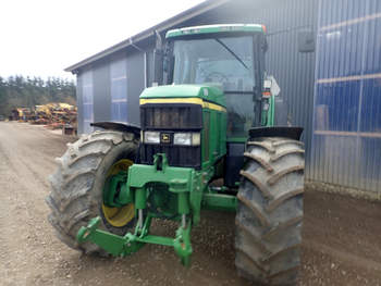 salg af John Deere 6910 traktor