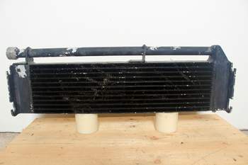 salg af New Holland LM5080  Oil Cooler