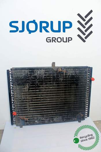 New Holland T8050  Oil Cooler