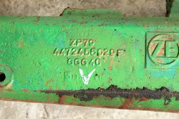 salg af Foraksel John Deere 3650 -ZF APL-350/129