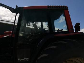 salg af Valtra 8350 tractor