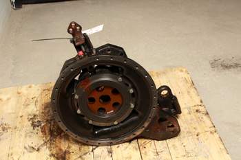 salg af Valtra 8350 LEFT Brake housing, Rear Transmission