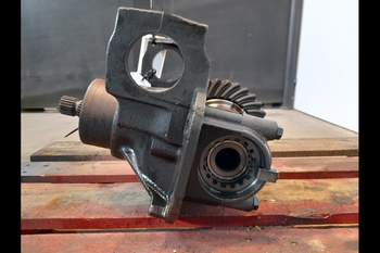 salg af Valtra 8350  Front axle differential