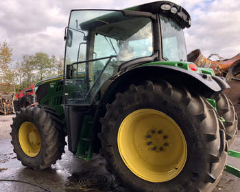 salg af John Deere 6140 R traktor