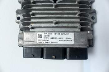 salg af John Deere 6140 R  ECU