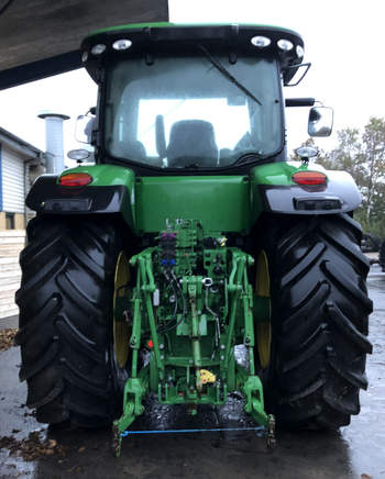 salg af John Deere 7230 R traktor