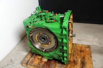 salg af John Deere 7230 R  Rear Transmission