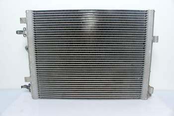 salg af John Deere 7230 R  Condenser