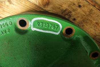 salg af John Deere 7230 R LEFT Rear Half Axle