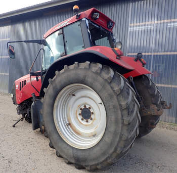 salg af Case CVX150 tractor