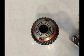 salg af KPL. Differentiale John Deere 6300