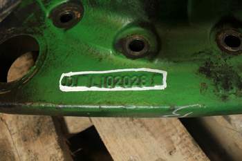 salg af John Deere 6300 RIGHT Rear Axle